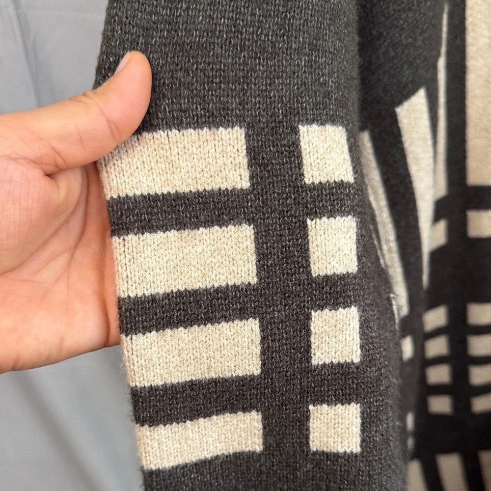 Greige soft open
